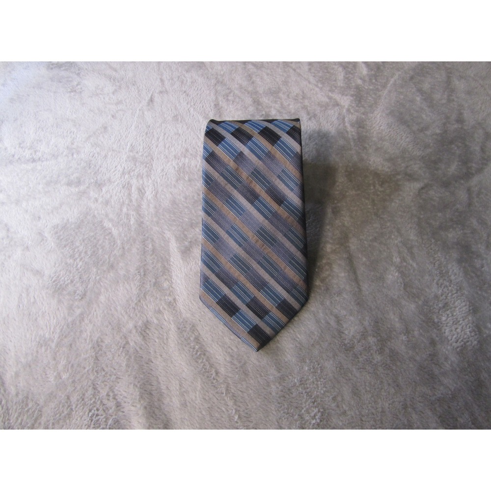 Van Heusen Mens Blue Grey Tan Diagonal Plaid Stain Shield Necktie New
